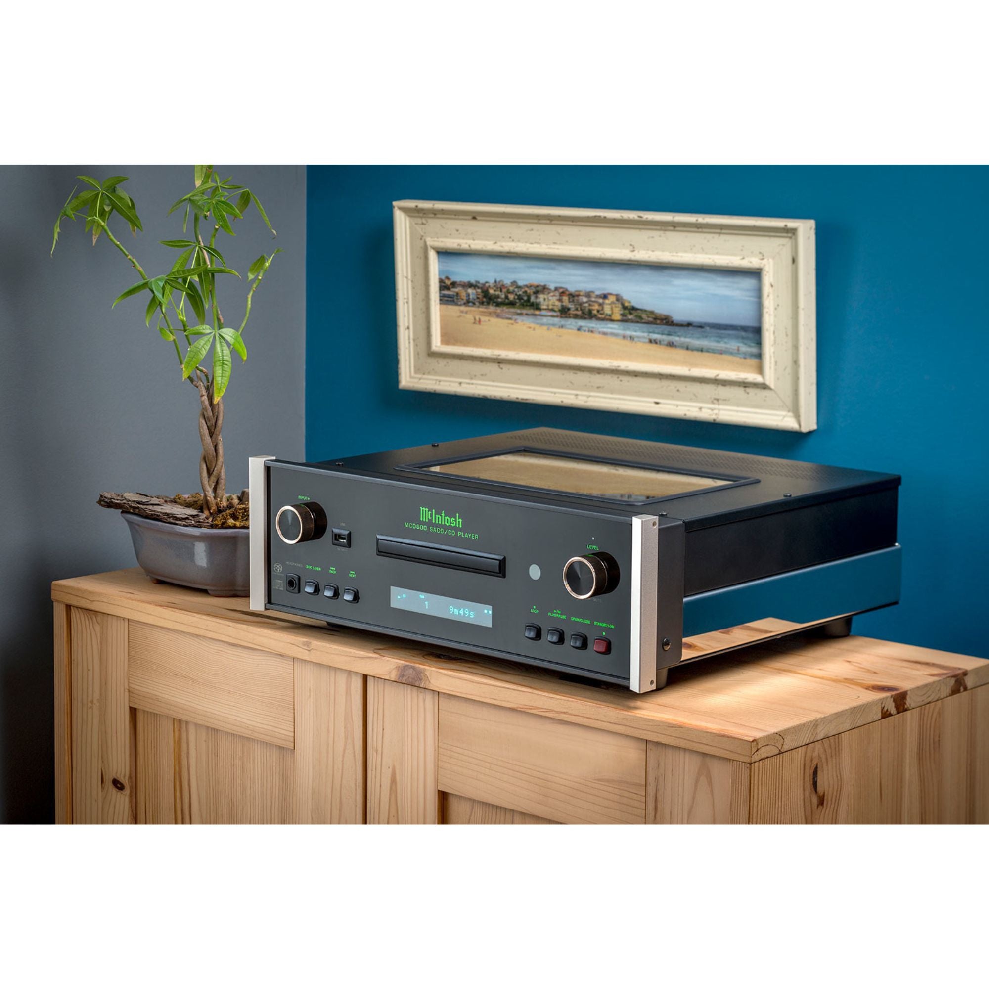 McIntosh Labs MCD600 - 2-Channel SACD/CD Player, McIntosh Labs, Network SACD Player - AVStore.in