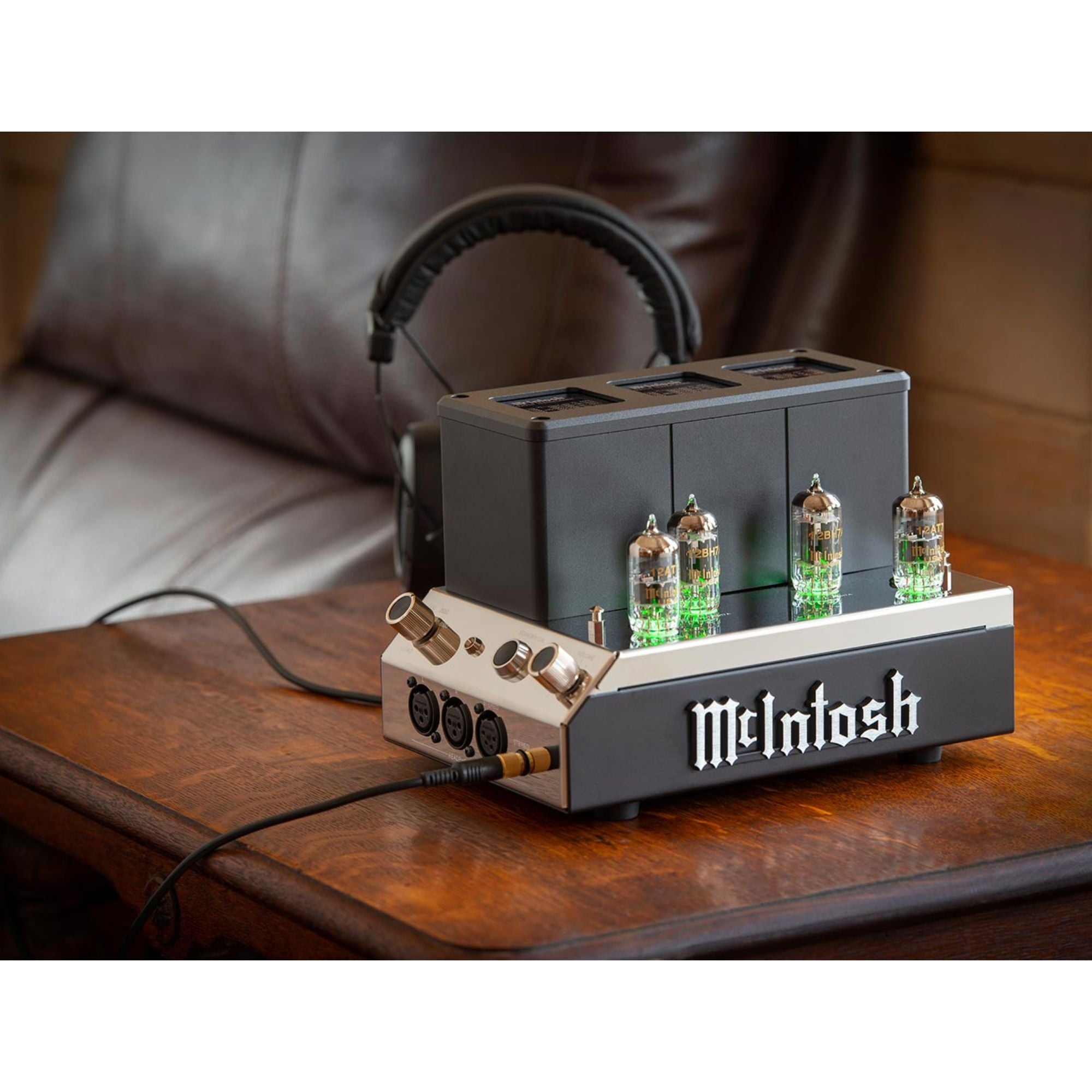 McIntosh Labs MHA200 - 2-Channel Vacuum Tube Headphone Amplifier, McIntosh Labs, Headphone Amplifier - AVStore.in