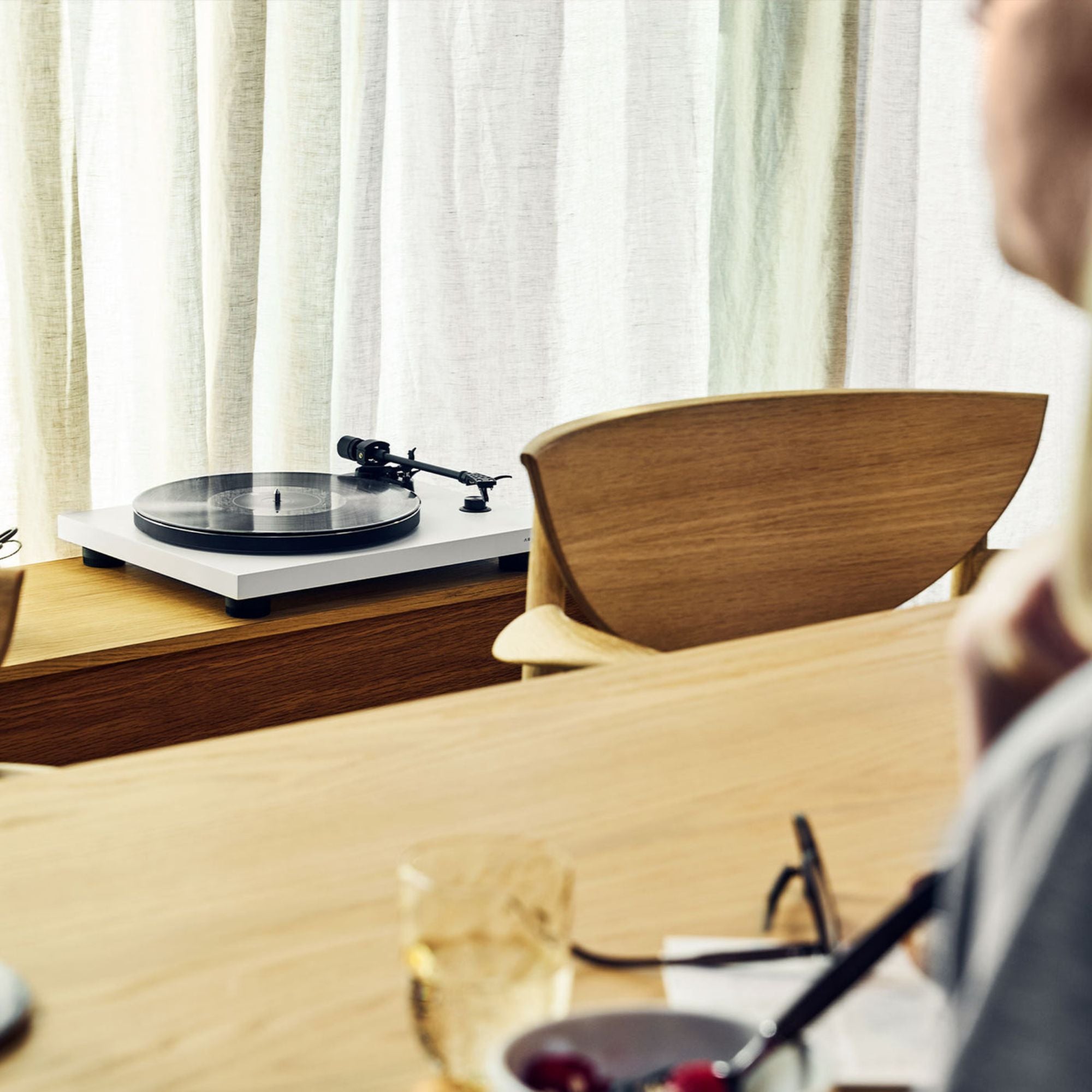 Argon Audio TT-3 Manual Belt-Drive Turntable