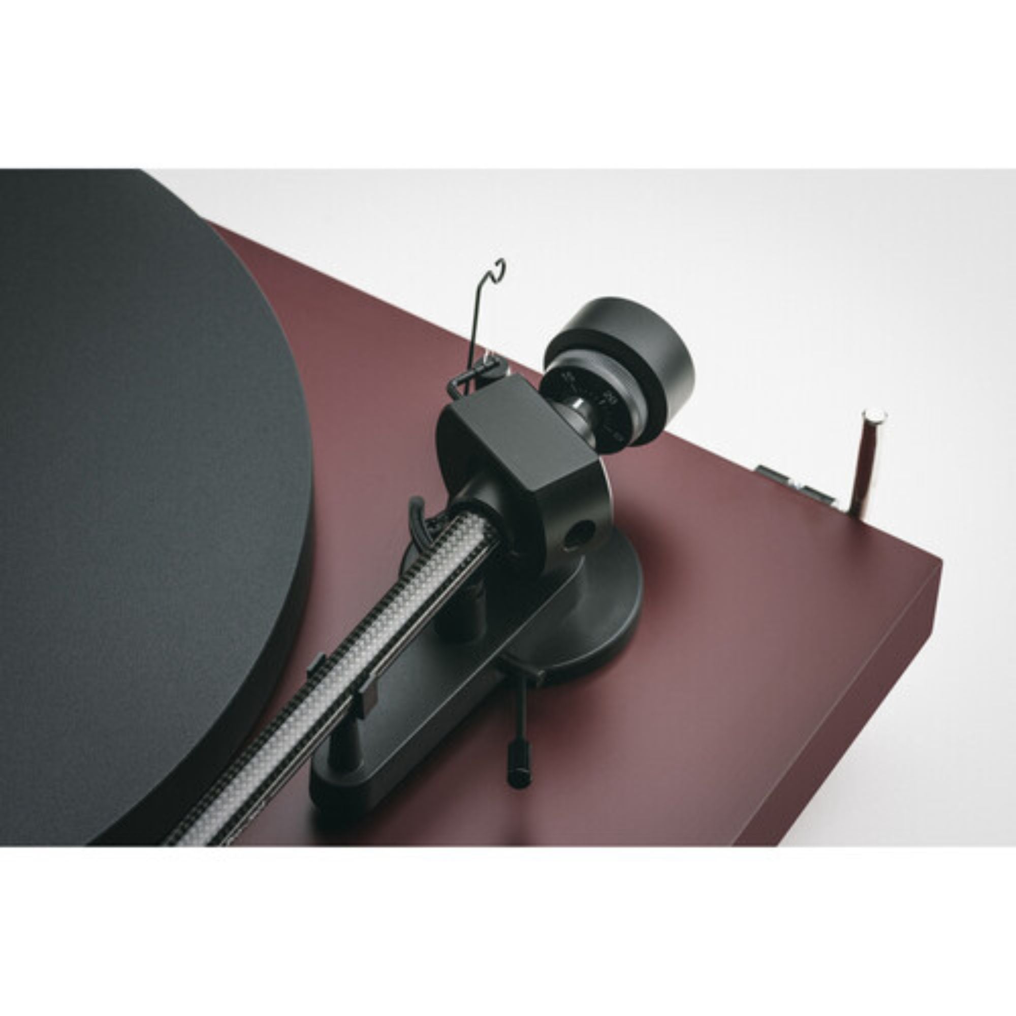 Pro-Ject Audio Systems Debut EVO 2 - Manual Two-Speed Turntable