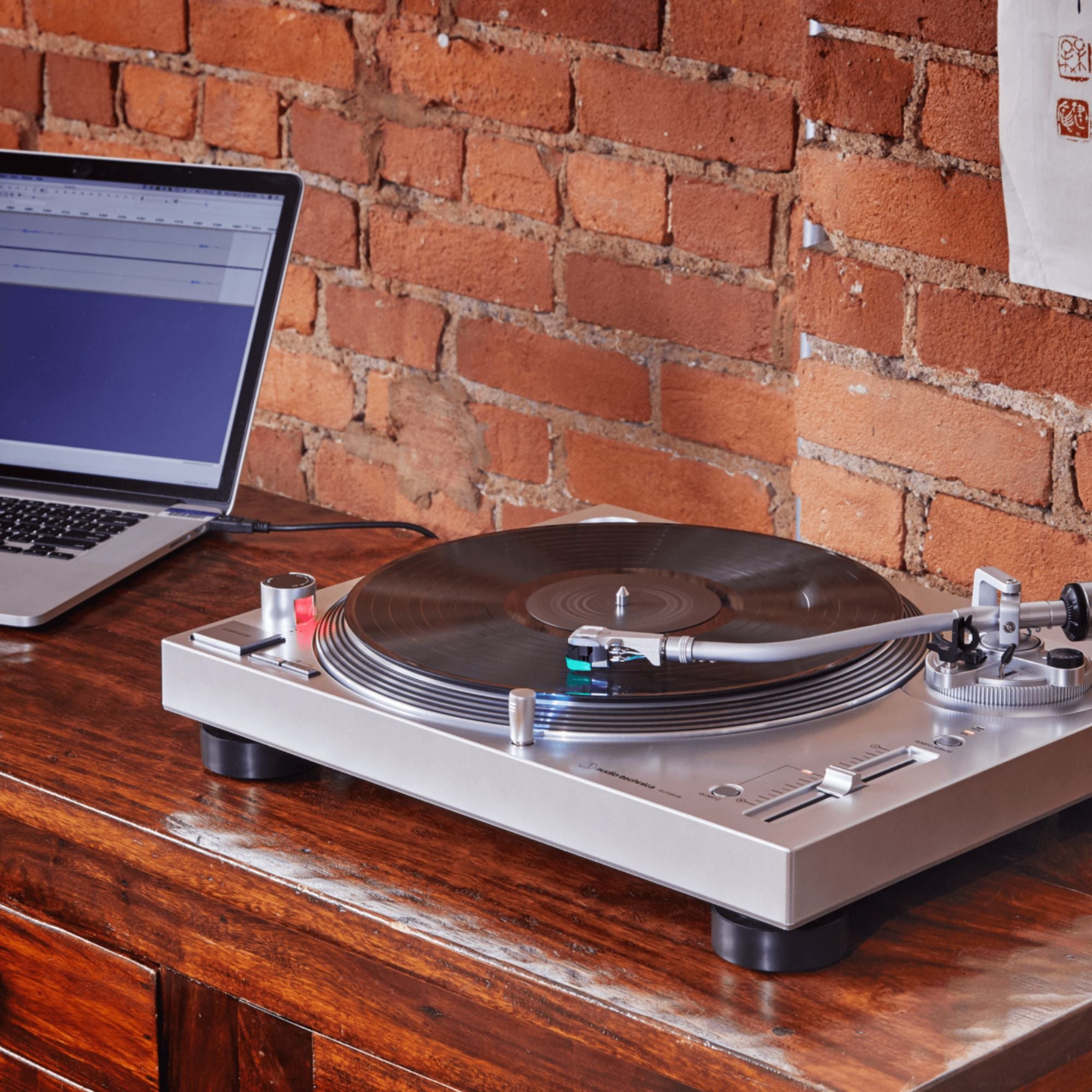 Audio Technica AT-LP120XUSB - Direct-Drive Fully Manual Turntable, Audio-Technica, Turntable - AVStore.in