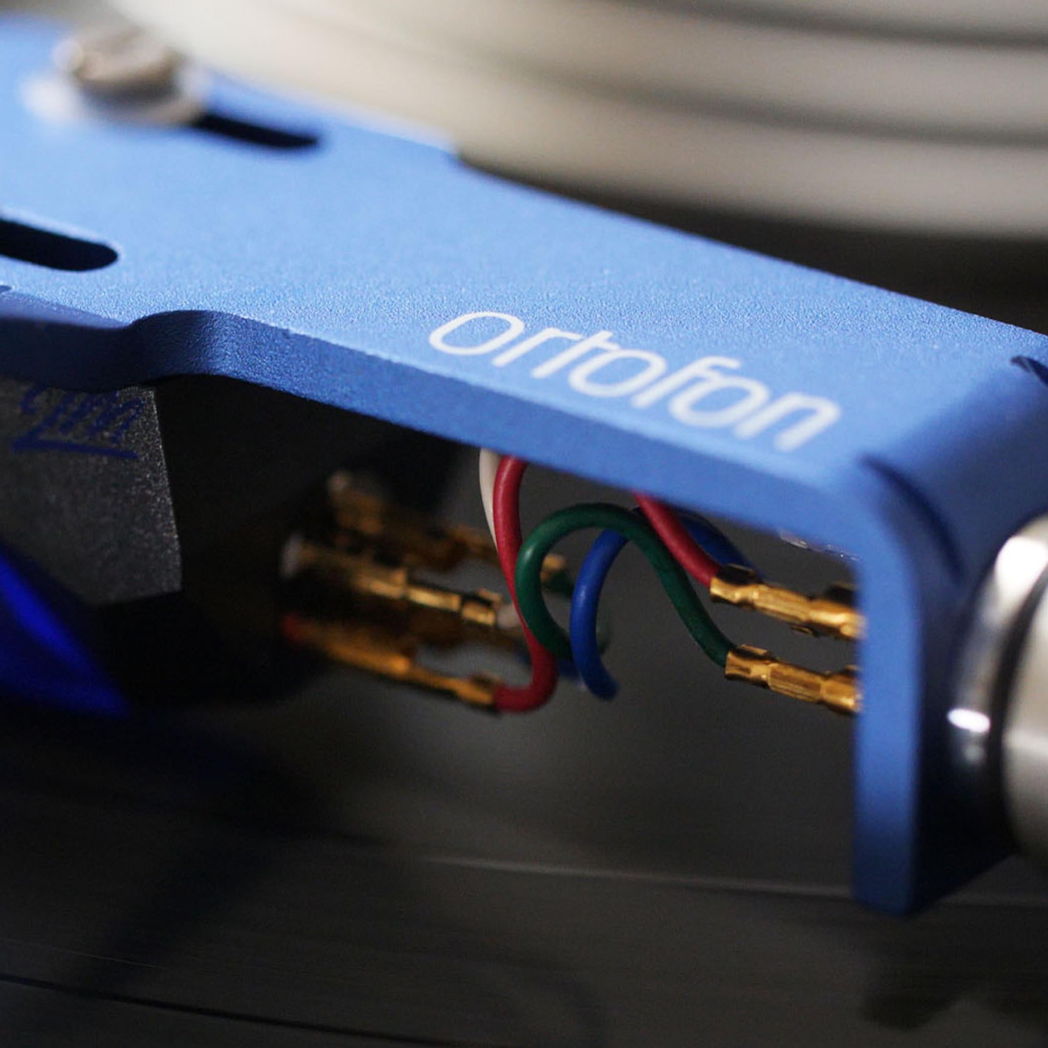 Ortofon 2M Blue - Moving Magnet Cartridge - AVStore