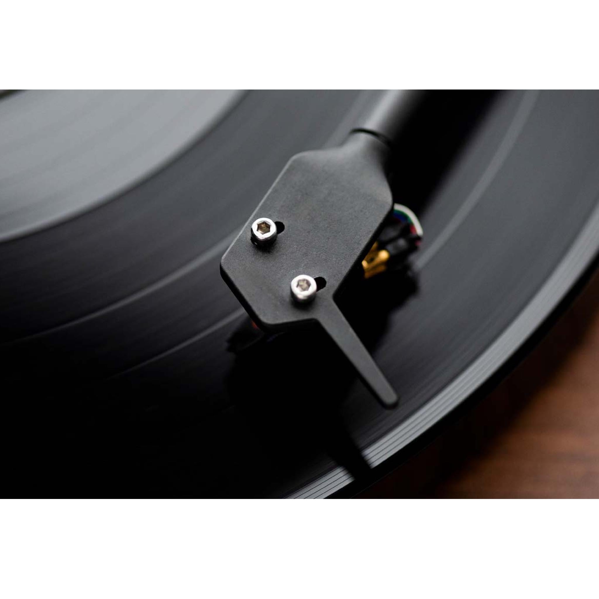 Pro-Ject E1 Phono (OM5e) - Turntable - AVStore