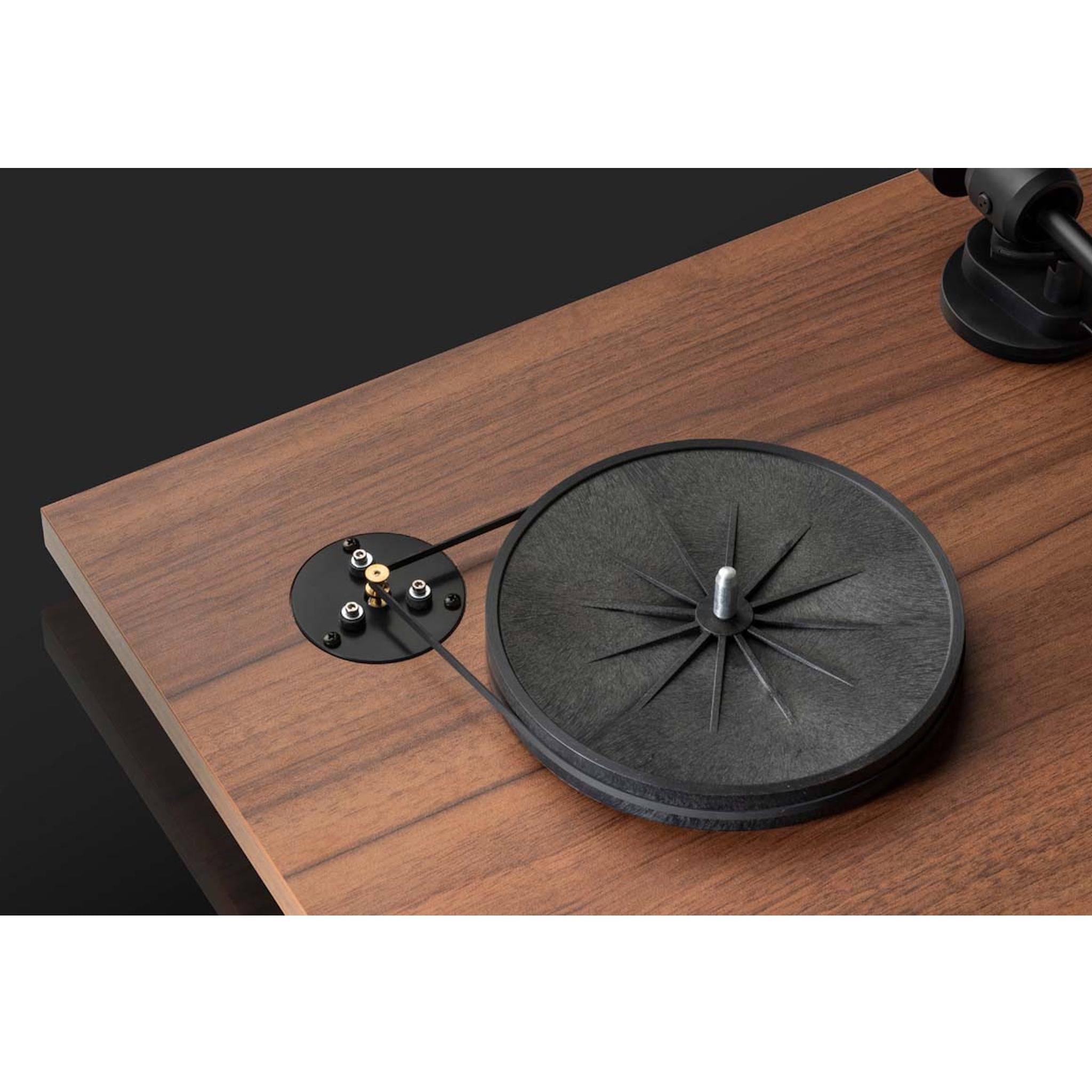 Pro-Ject E1 Phono (OM5e) - Turntable - AVStore
