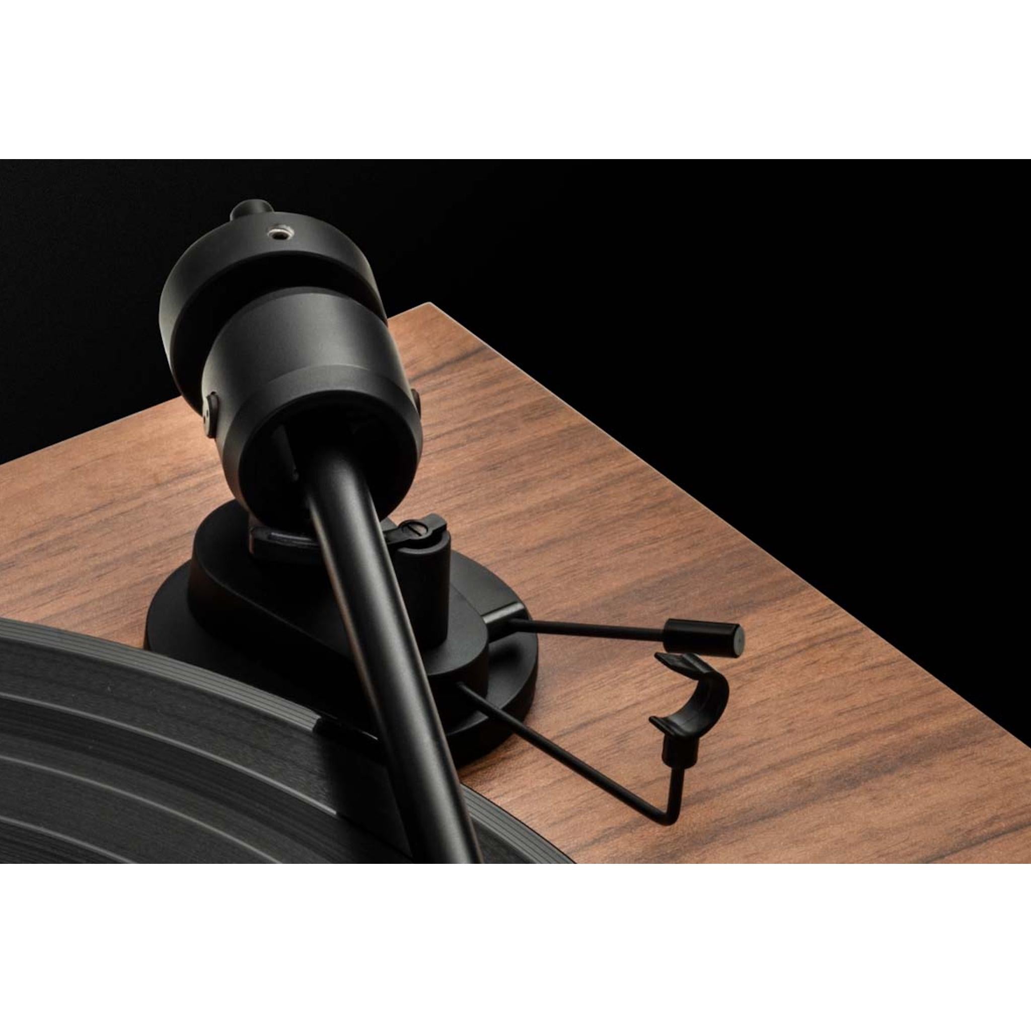 Pro-Ject E1 Phono (OM5e) - Turntable - AVStore