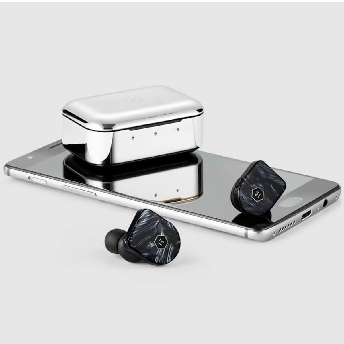 Master & Dynamic MW07 PLUS - True Wireless Earphones - AVStore