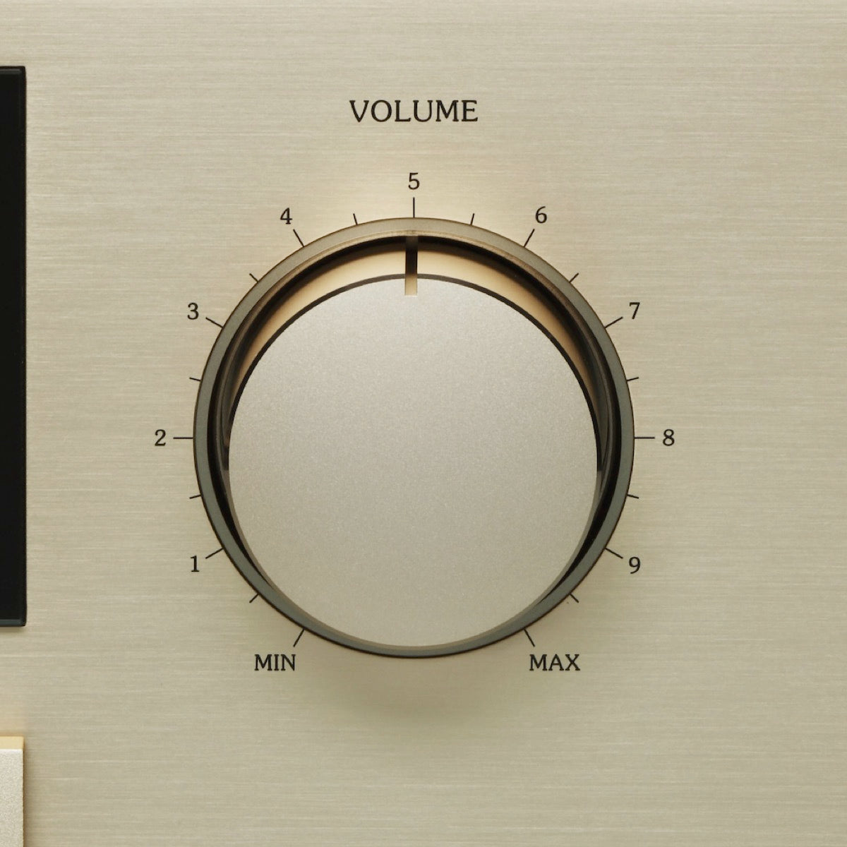Accuphase E-480 - Integrated Stereo Amplifier - AVStore