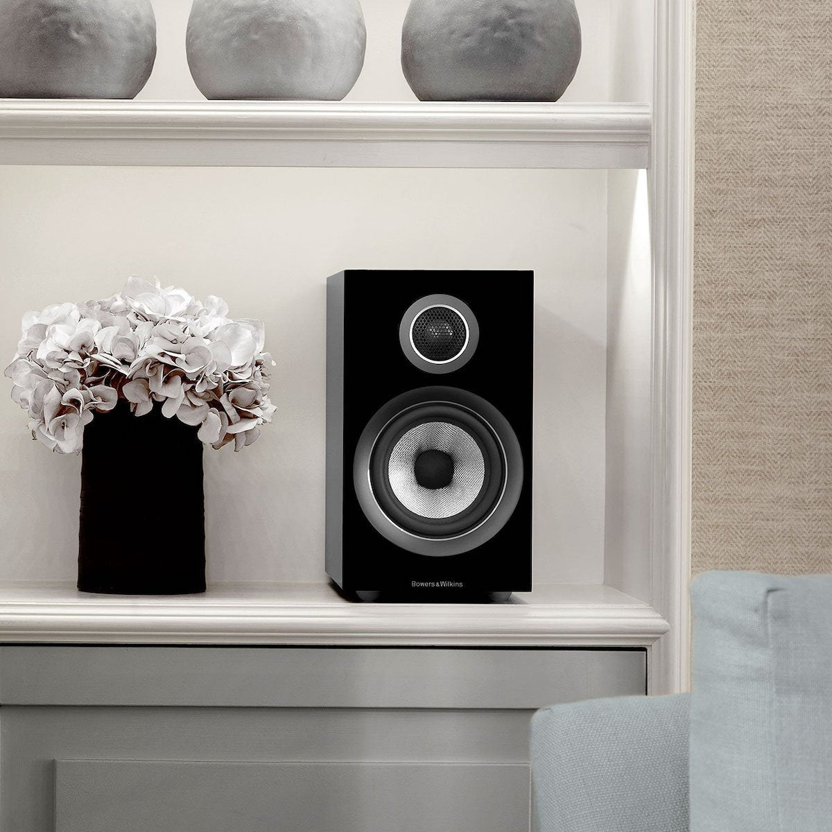Bowers & Wilkins 707 S2 - Bookshelf Speaker - Pair - AVStore