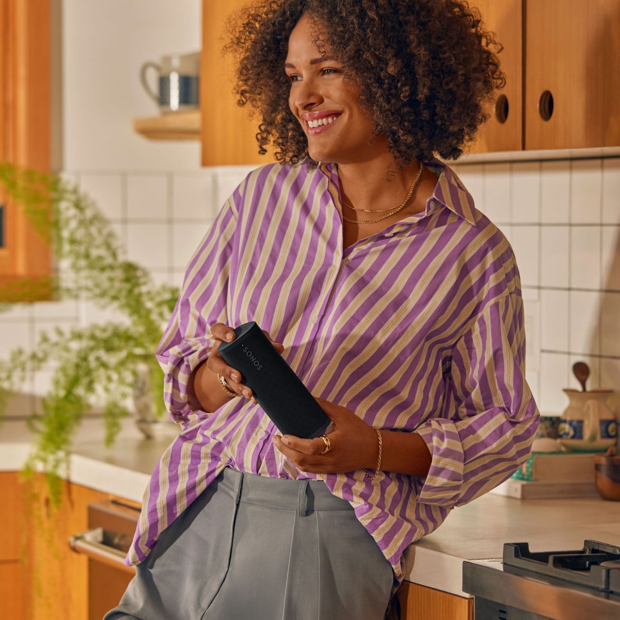 Sonos Roam 2 - Ultra-Portable Smart Speaker, SONOS, Speaker - AVStore.in