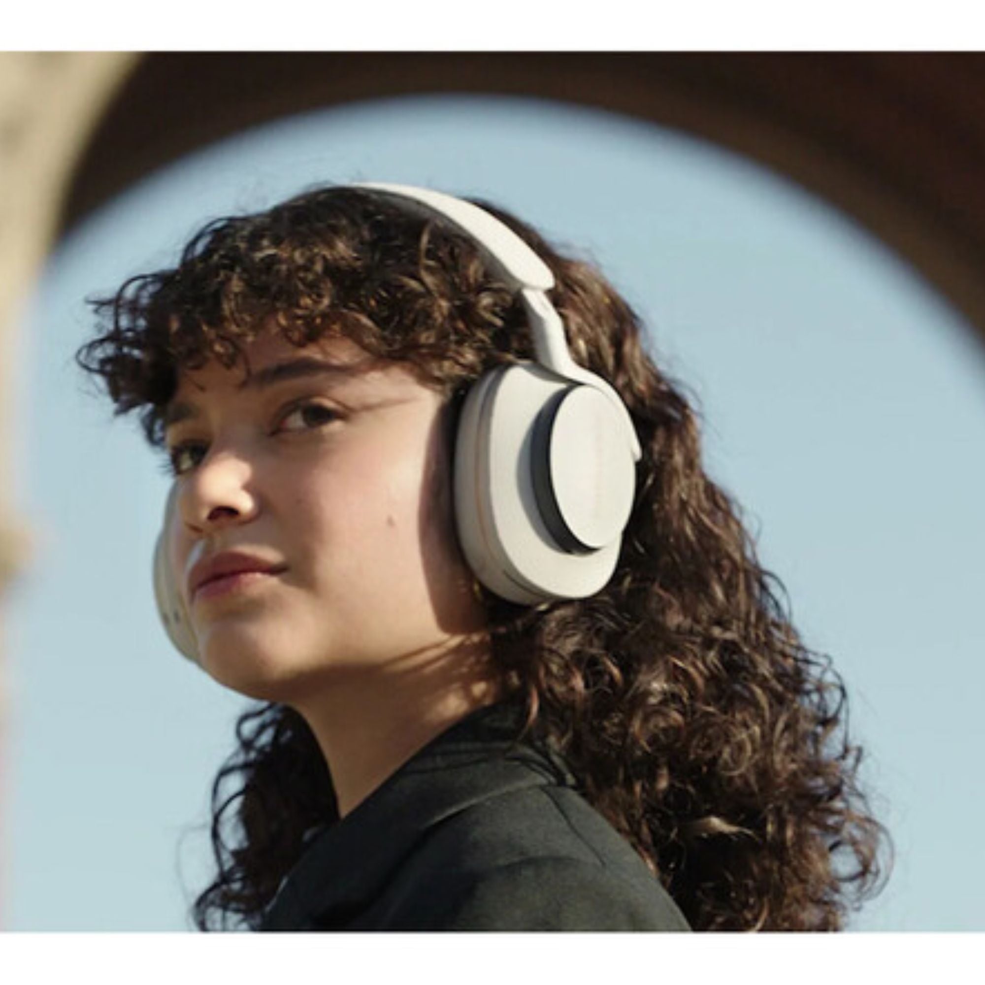 Bowers & Wilkins PX7 S2e - Noise-Cancelling Wireless Over-Ear Headphones